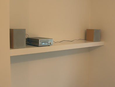 floating shelf
